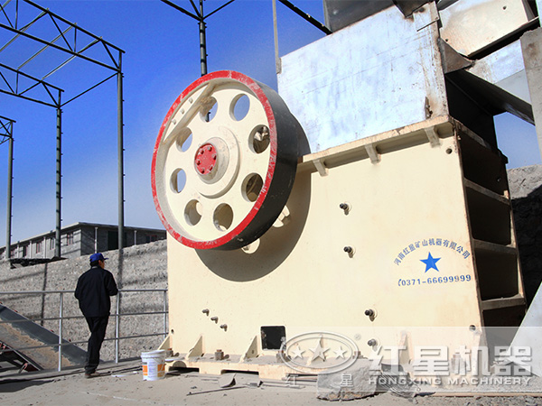 珍珠巖顎式破碎機