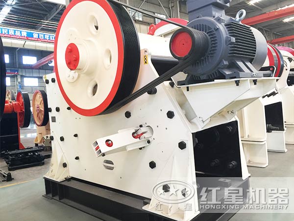 鋁土礦顎式破碎機(jī)