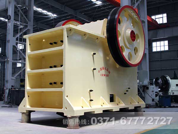 腭式破碎機(jī)