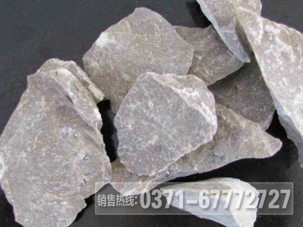 石灰石破碎，優(yōu)選河南石頭顎式破碎機