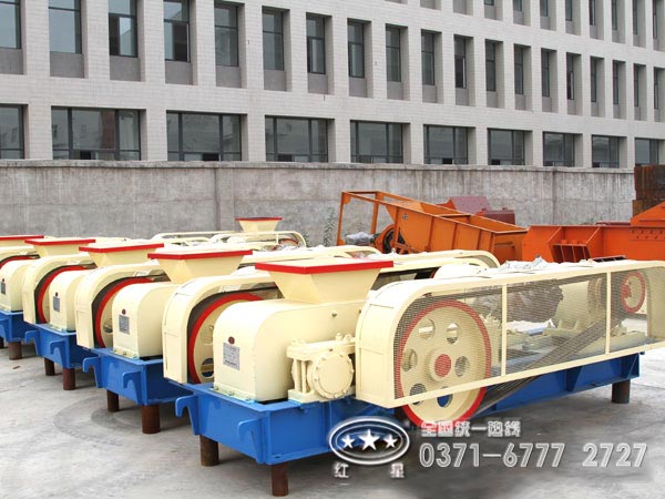 鵝卵石對輥破碎機