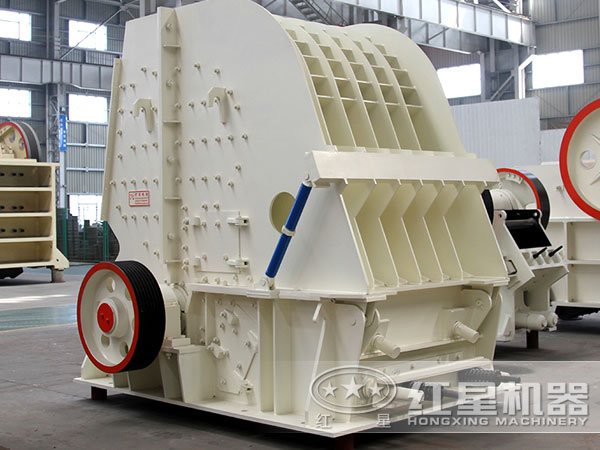 反擊高產(chǎn)破碎機(jī)