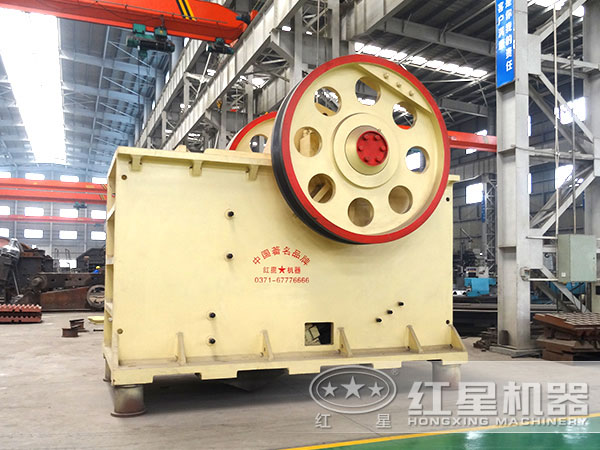 巖石顎式粉碎機(jī)