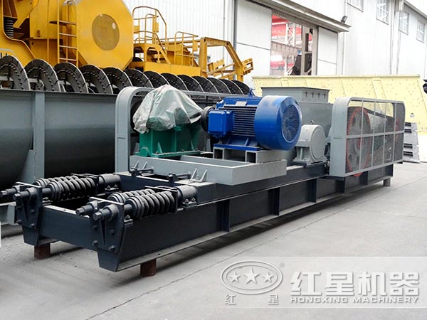 對(duì)輥式礦石破碎機(jī)