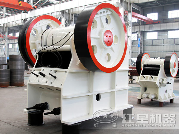 石灰石顎式破碎機