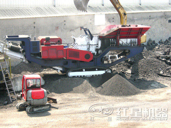 反擊式破碎機“戀上”車式輪胎底盤，還怕建筑廢料“圍城”嗎