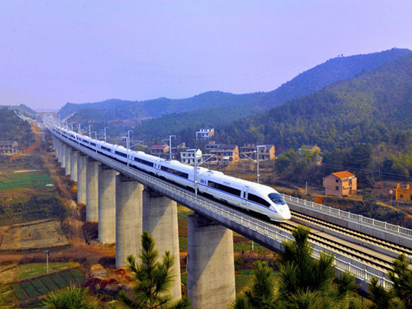 “環(huán)保風(fēng)暴”席卷礦山，250×400顎式破碎機(jī)何去何從