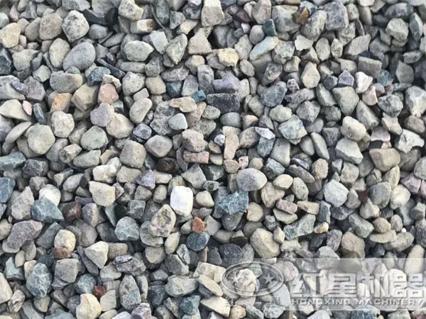 建筑用石料采用300噸移動(dòng)式顎式破碎機(jī)配置可靠_價(jià)格親民