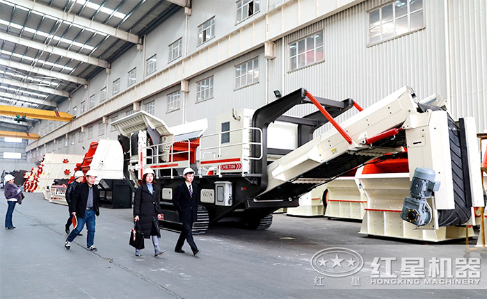 小型鄂式移動石子破碎機(jī)多少錢，去哪里買好？