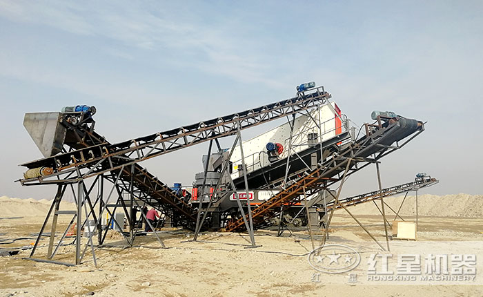 移動式輪式破碎機-“車載驅(qū)動”讓碎石機跑起來！