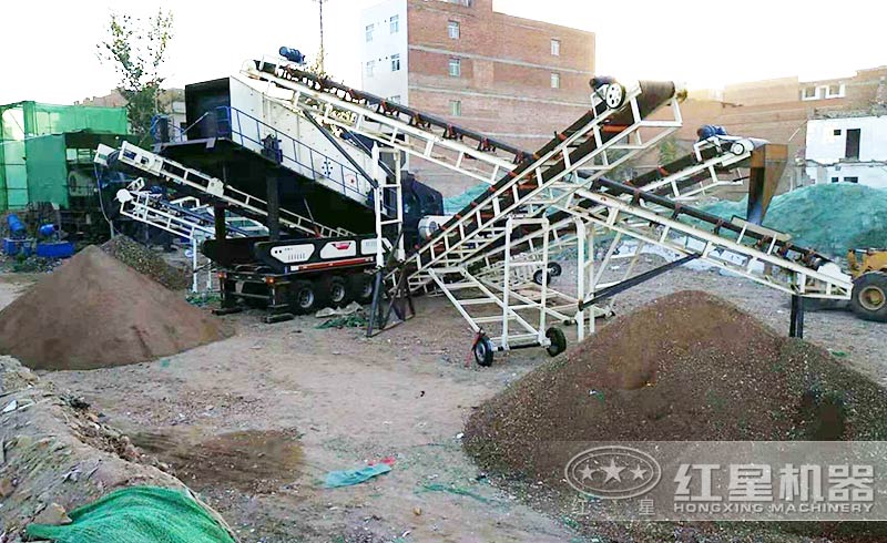 渣土、廢料統(tǒng)統(tǒng)“一口吃掉”，這樣的建筑垃圾粉碎機器多少錢一臺？