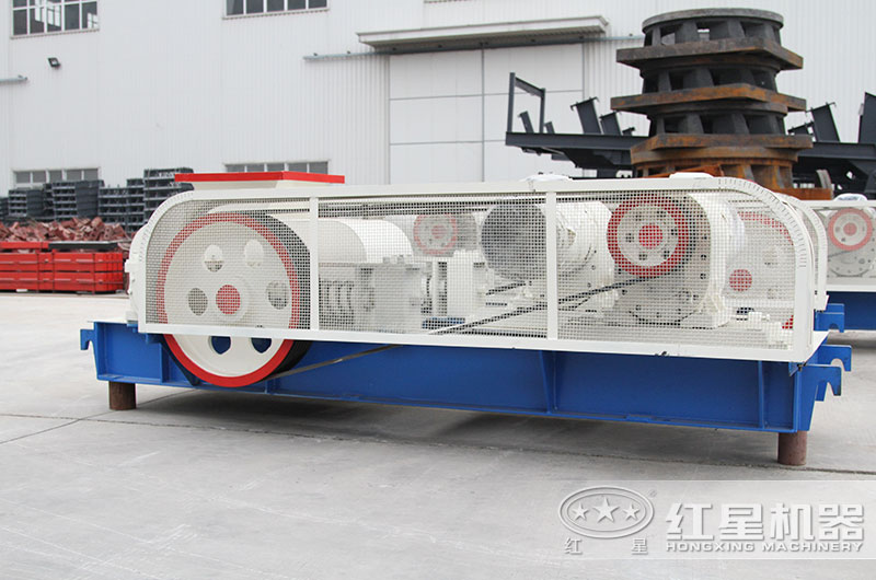 不清楚小型對輥破碎機型號及價格的看過來，這里有具體價格明細表