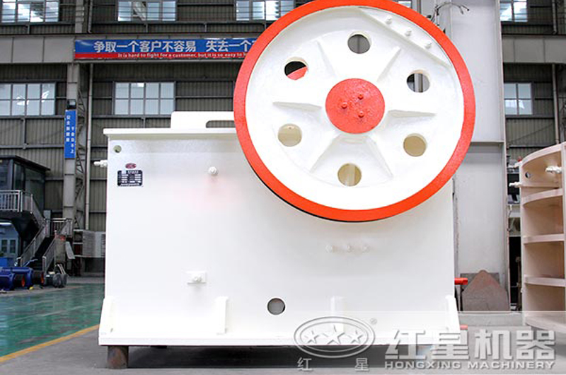 69顎式破碎機(jī)圖片_價(jià)格_型號(hào)參數(shù)