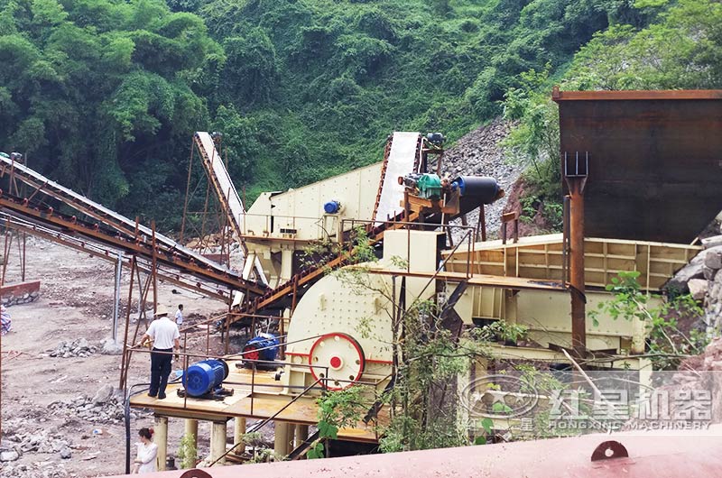 礦山破碎機多少錢一臺？大型礦山破碎機型號大全