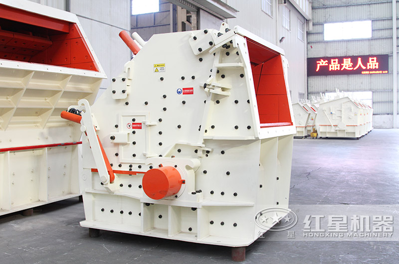 礦山破碎機多少錢一臺？大型礦山破碎機型號大全